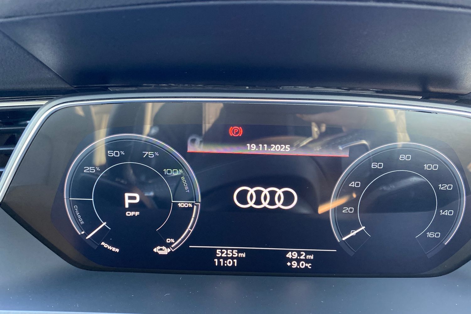 Used Audi Q8 2023 for sale - 76675761: Photo 11