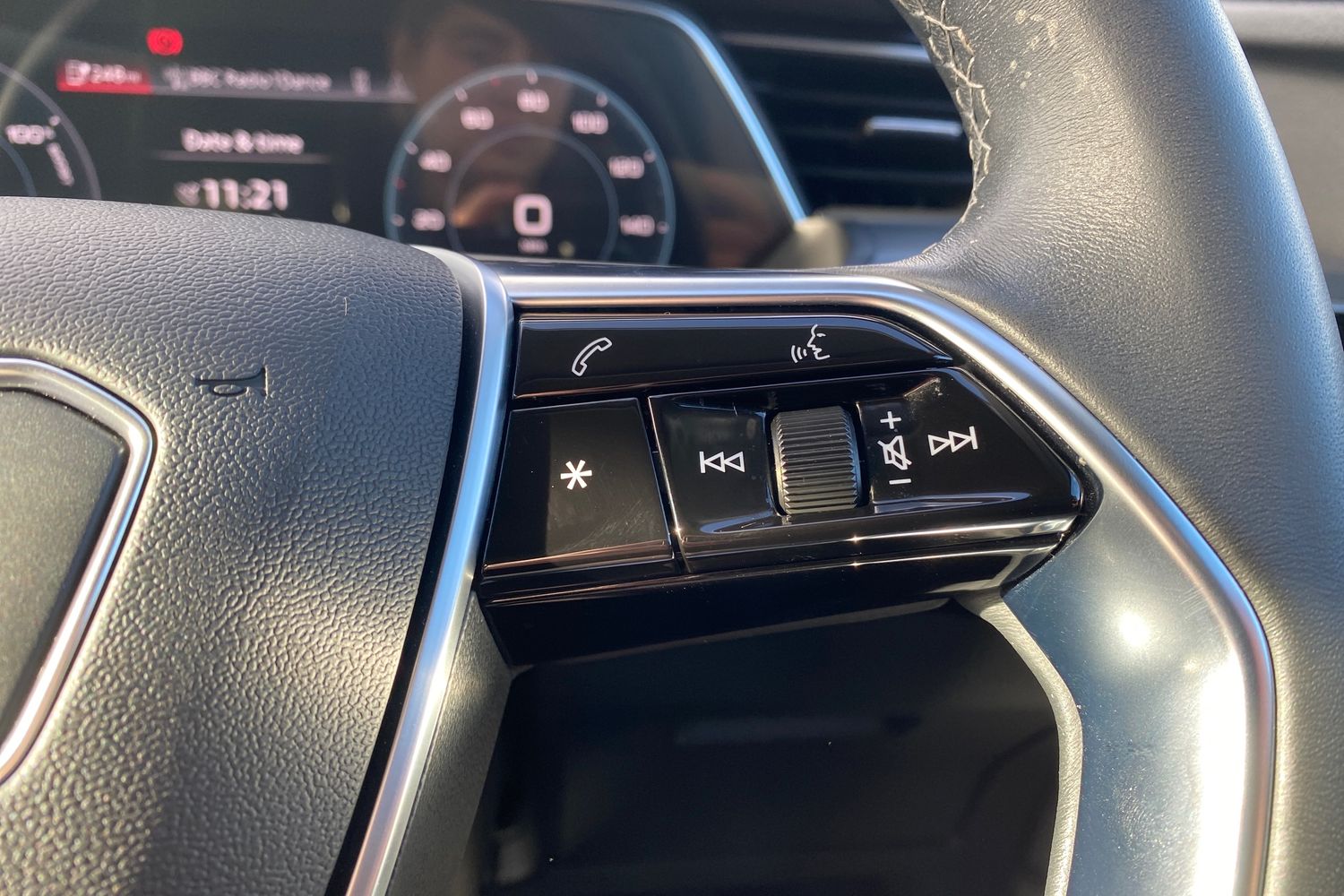 Used Audi Q8 2023 for sale - 76675761: Photo 15