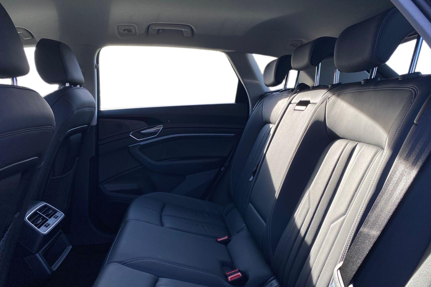 Used Audi Q8 2023 for sale - 76675761: Photo 8