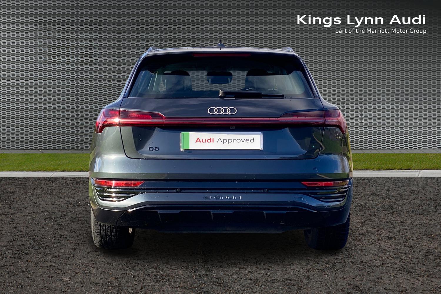 Used Audi Q8 2023 for sale - 76675761: Photo 9