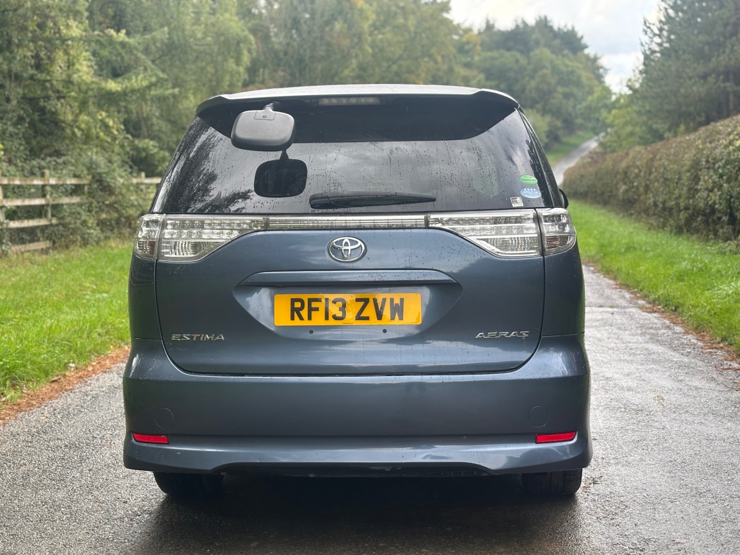 Used Toyota Estima 2013 for sale - 75833430: Photo 5