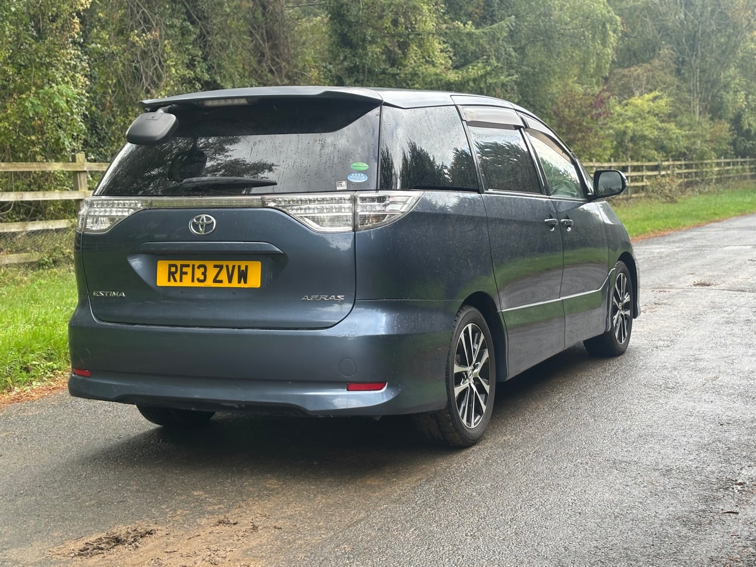 Used Toyota Estima 2013 for sale - 75833430: Photo 7