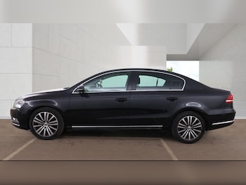 Used Volkswagen Passat 2011 for sale - 79060521: Photo