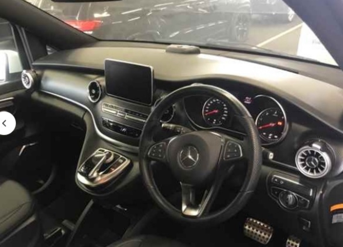 Used Mercedes-Benz V-Class 2020 for sale - 76821490: Photo 4