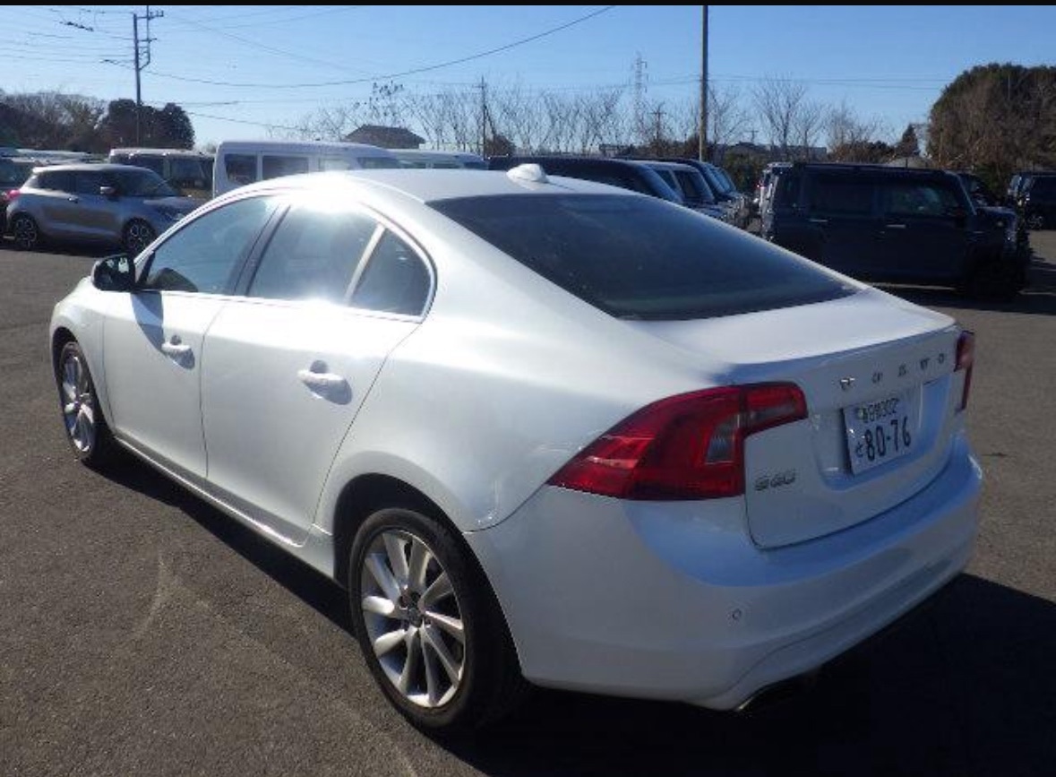 Used Volvo S60 2015 for sale - 78057275: Photo 3