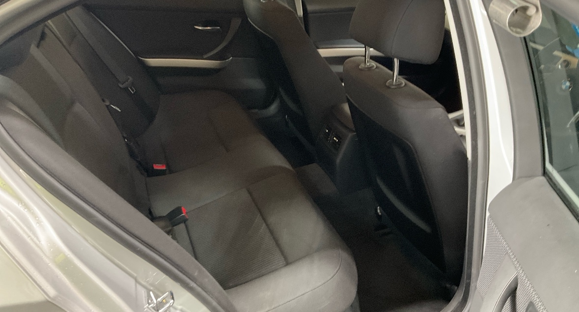 Used BMW 3 Series 2009 for sale - 76438556: Photo 9