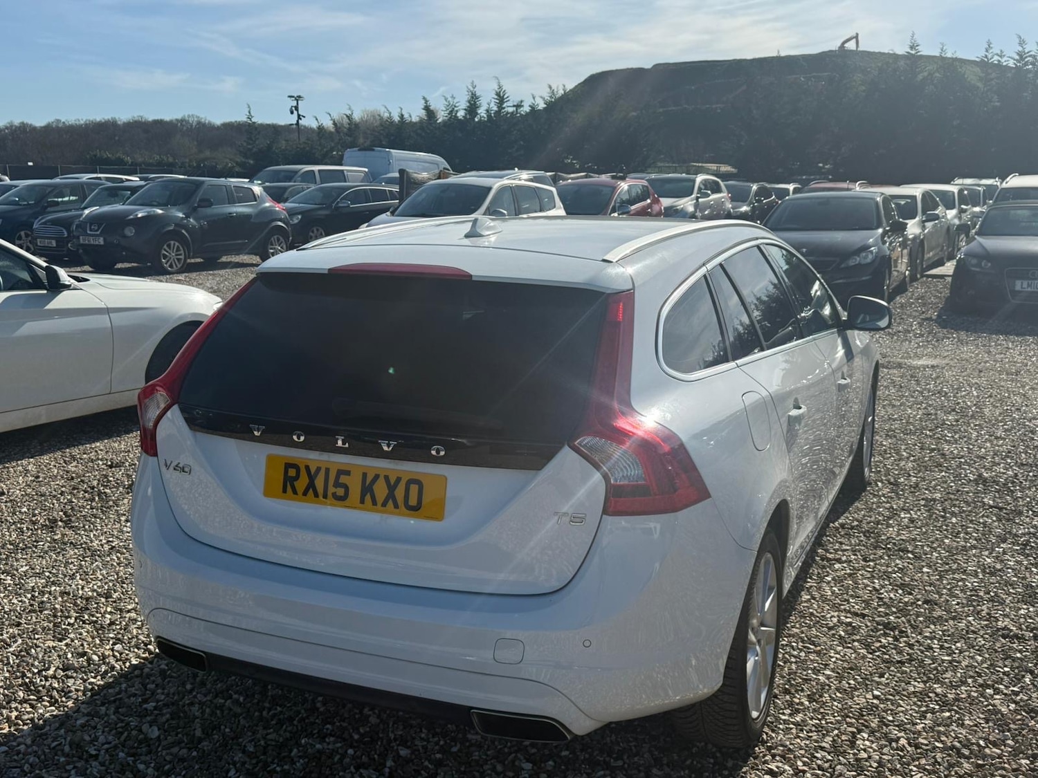 Used Volvo V60 2015 for sale - 77854355: Photo 8