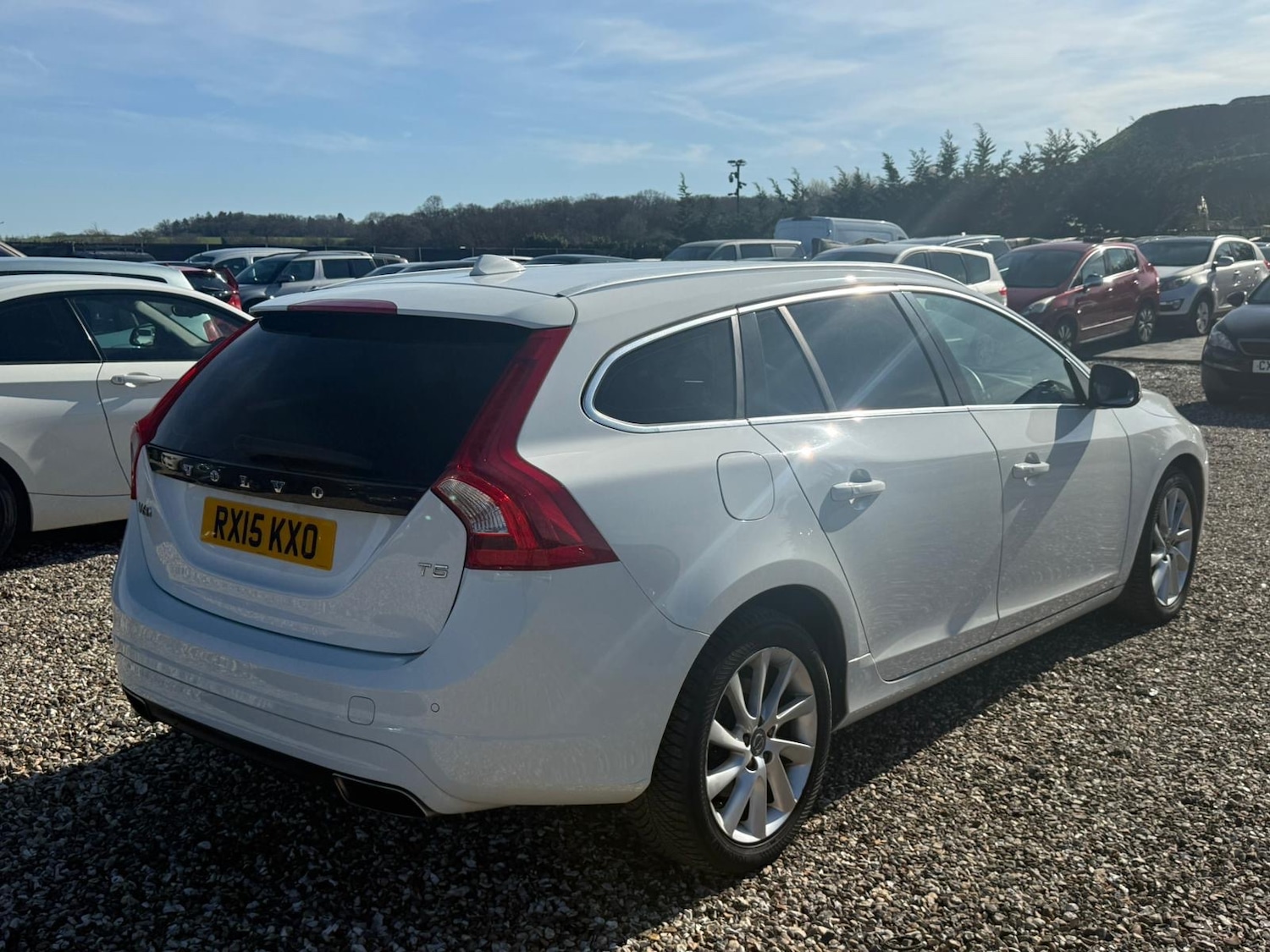 Used Volvo V60 2015 for sale - 77854355: Photo 9