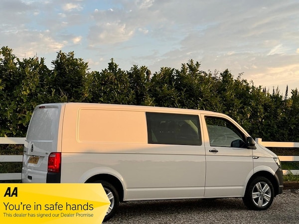 Used Volkswagen Transporter 2017 for sale - 74942243: Photo 4