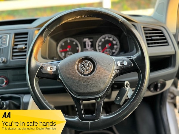 Used Volkswagen Transporter 2017 for sale - 74942243: Photo 5