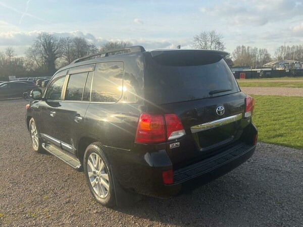 Used Toyota Landcruiser 2014 for sale - 74829788: Photo 42