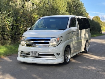 Used Nissan Elgrand 2005 for sale - 75874745: Photo