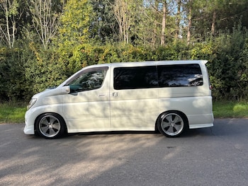 Used Nissan Elgrand 2005 for sale - 75874745: Photo