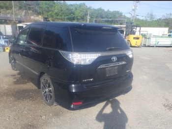 Used Toyota Estima 2015 for sale - 79519995: Photo