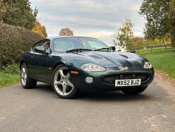 2002 (52) - 4.0 Supercharged 2dr Auto