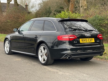 Used Audi A4 2015 for sale - 78757456: Photo