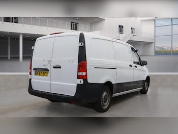 Used Mercedes-Benz Vito 2017 for sale - 77175970: Photo