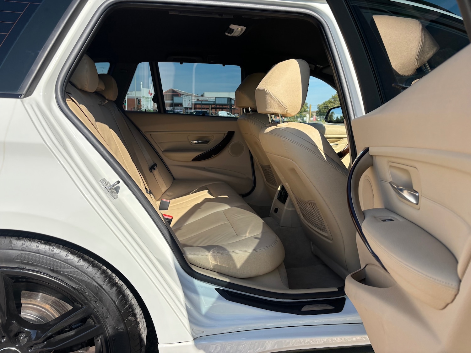 Used BMW 3 Series 2014 for sale - 75836532: Photo 17