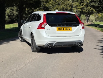Used Volvo V60 2014 for sale - 78381561: Photo