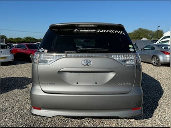 Used Toyota Estima 2012 for sale - 75339382: Photo