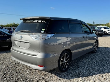 Used Toyota Estima 2012 for sale - 75339382: Photo