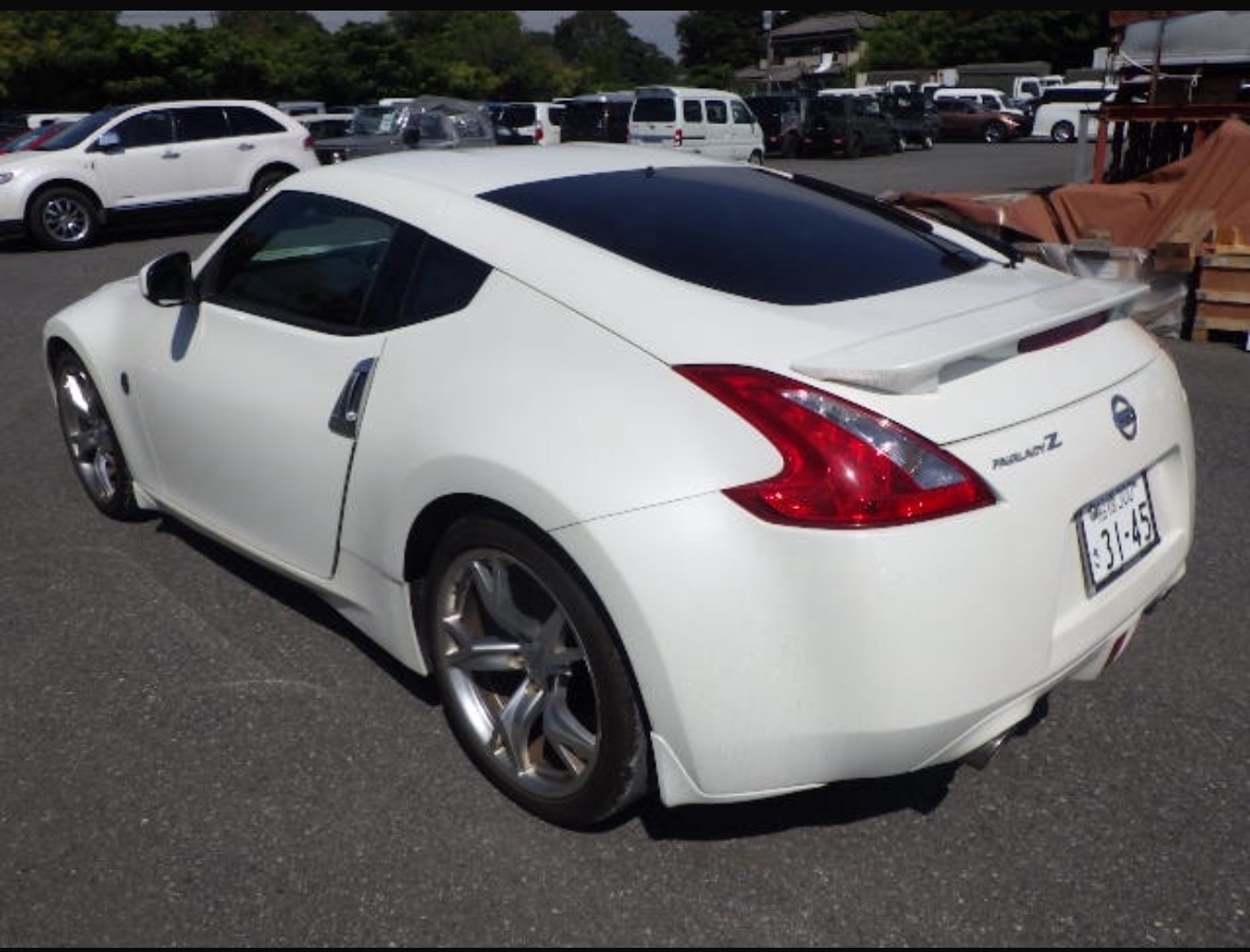 Used Nissan 370 Z 2009 for sale - 77314258: Photo 2