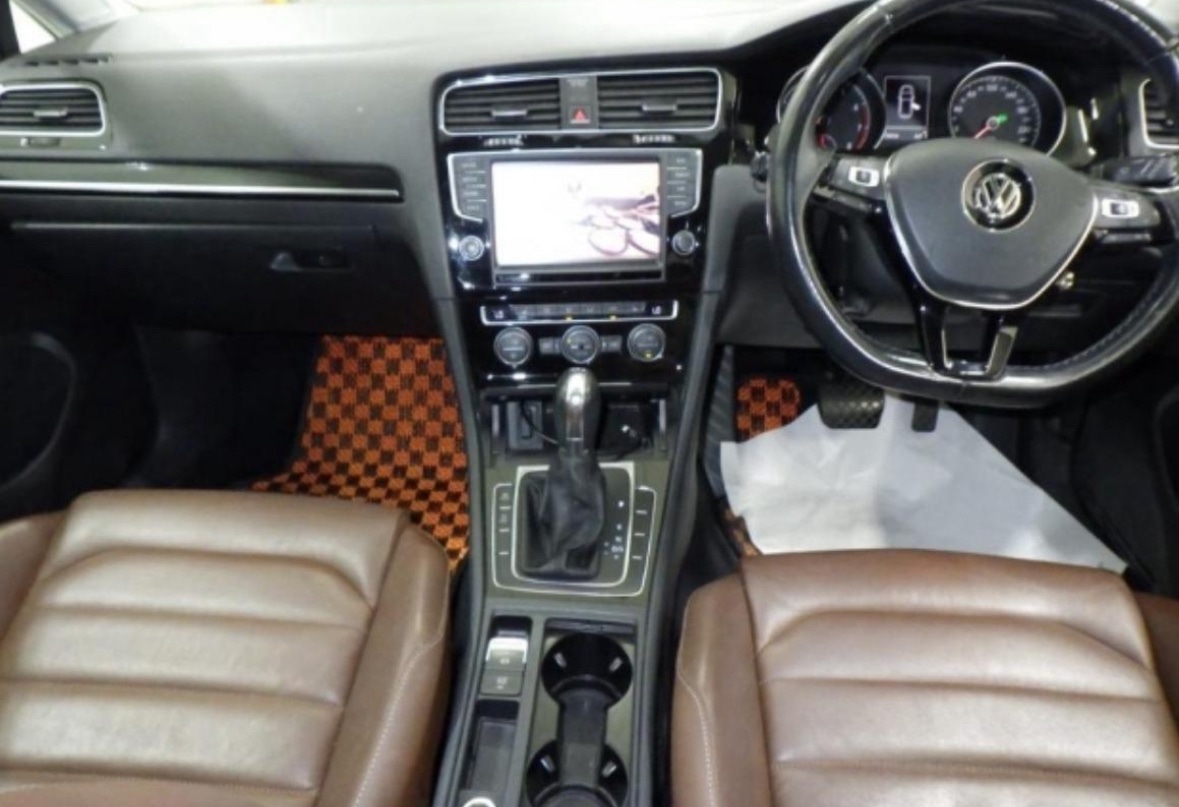 Used Volkswagen Golf 2013 for sale - 76685063: Photo 3