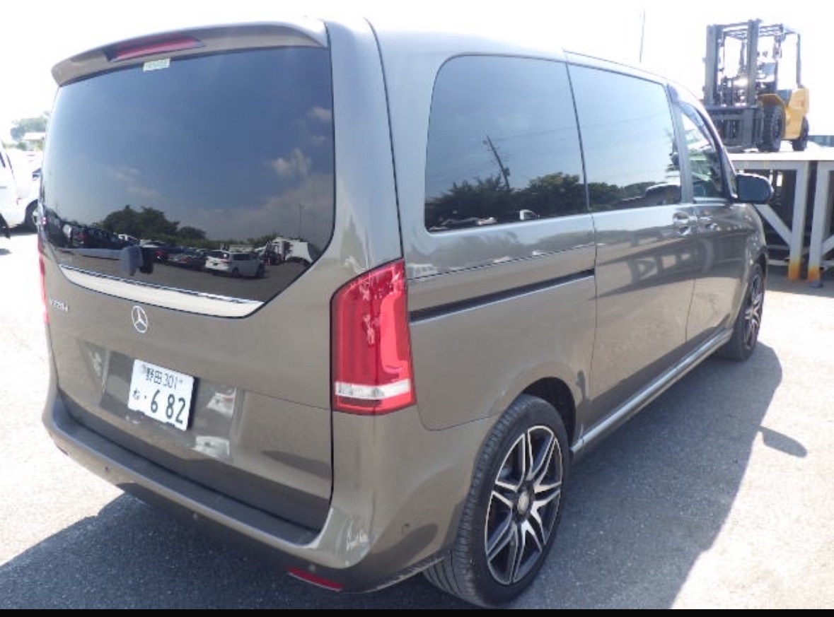 Used Mercedes-Benz V-Class 2018 for sale - 77201641: Photo 2