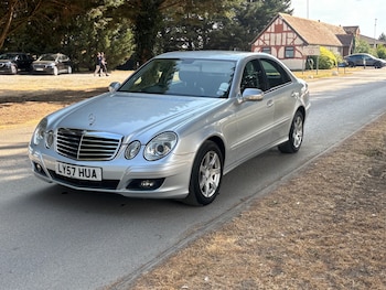 Used Mercedes-Benz E Class 2007 for sale - 79290757: Photo