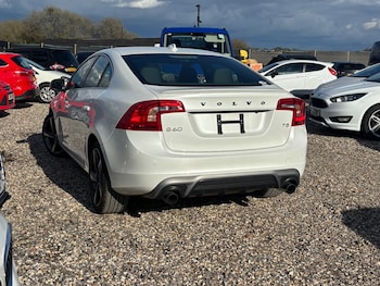 Used Volvo S60 2015 for sale - 78081577: Photo