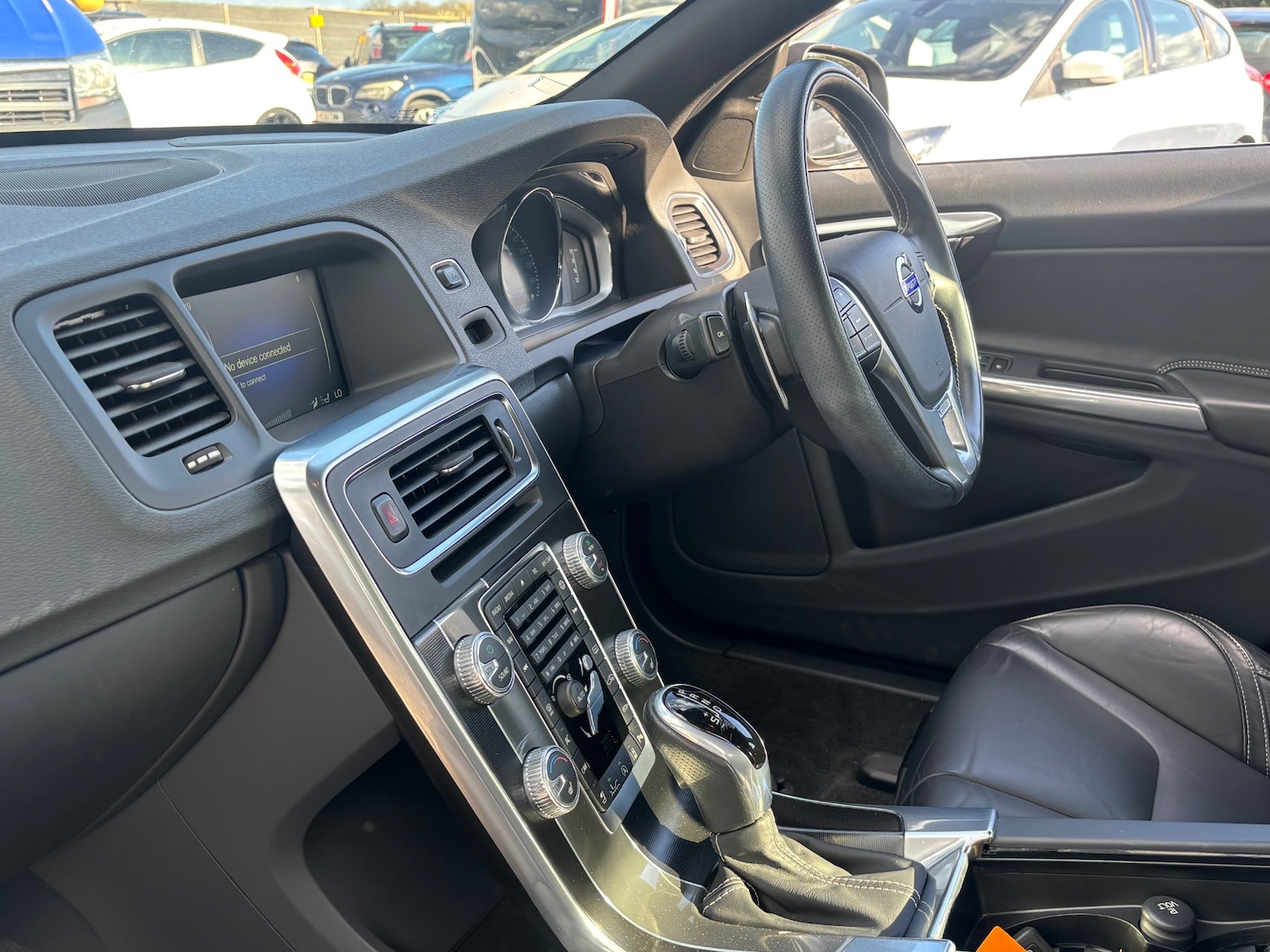 Used Volvo S60 2015 for sale - 78081577: Photo 5