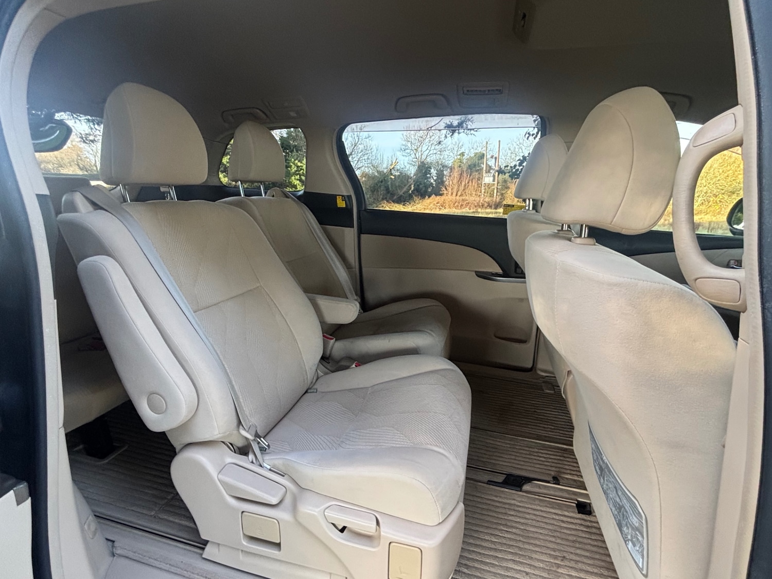 Used Toyota Estima 2025 for sale - 76931857: Photo 13