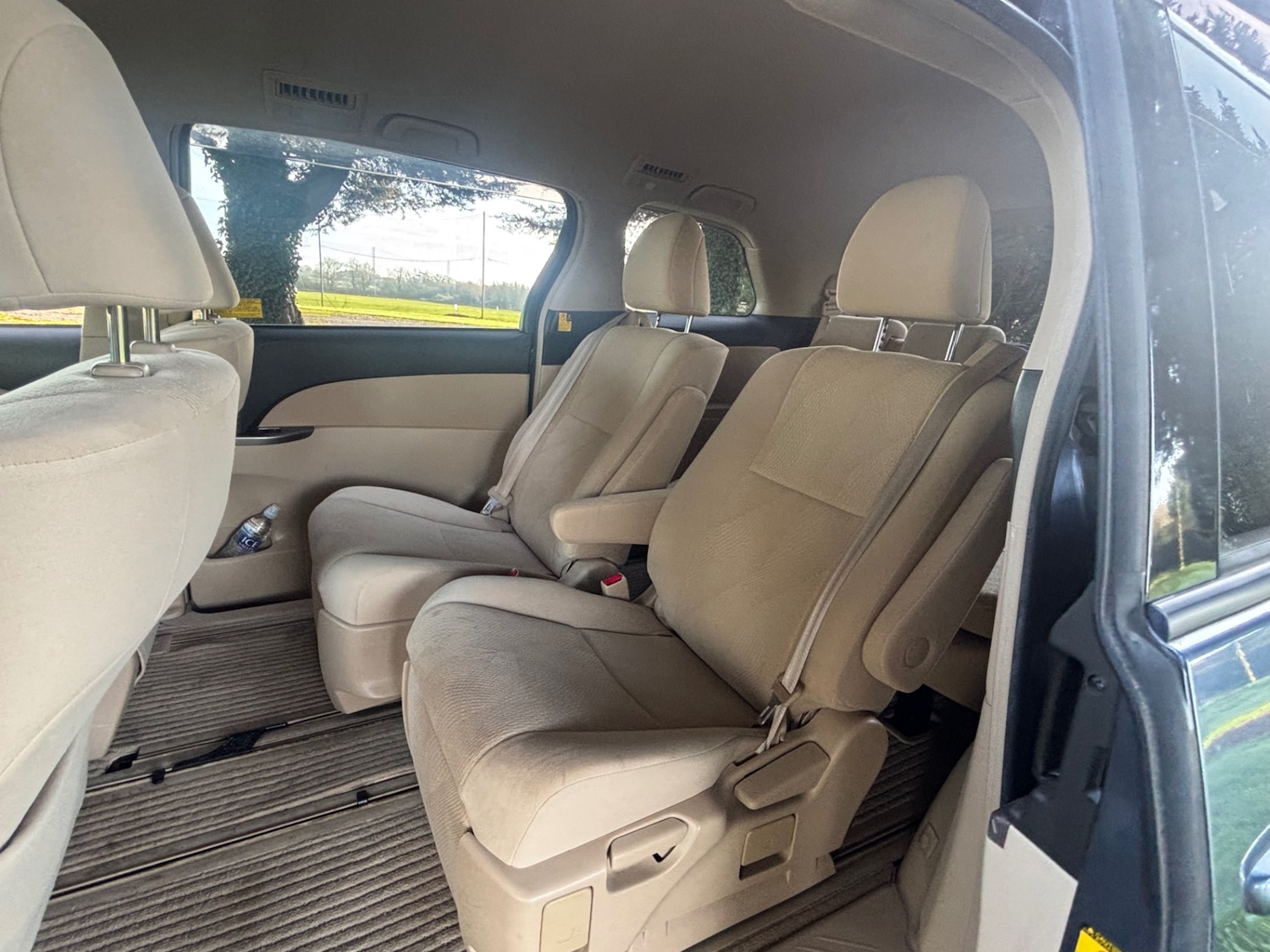 Used Toyota Estima 2025 for sale - 76931857: Photo 14