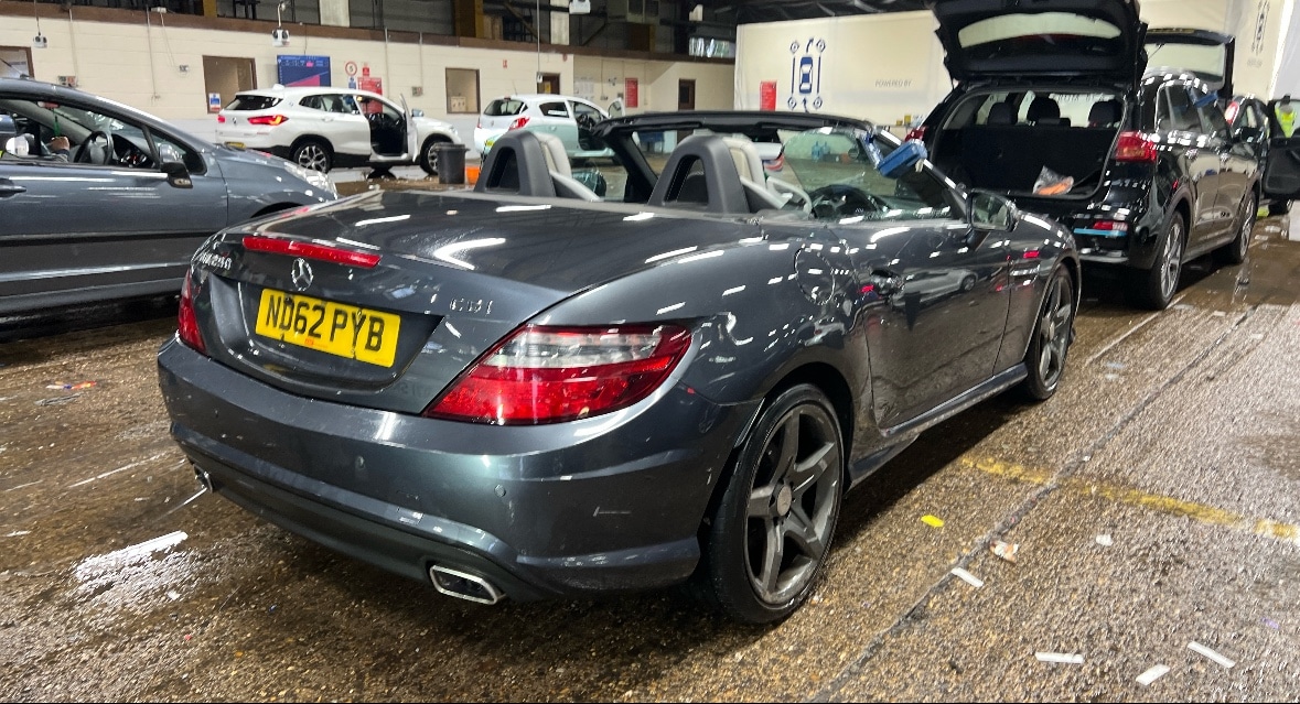 Used Mercedes-Benz SLK 2012 for sale - 76686917: Photo 4