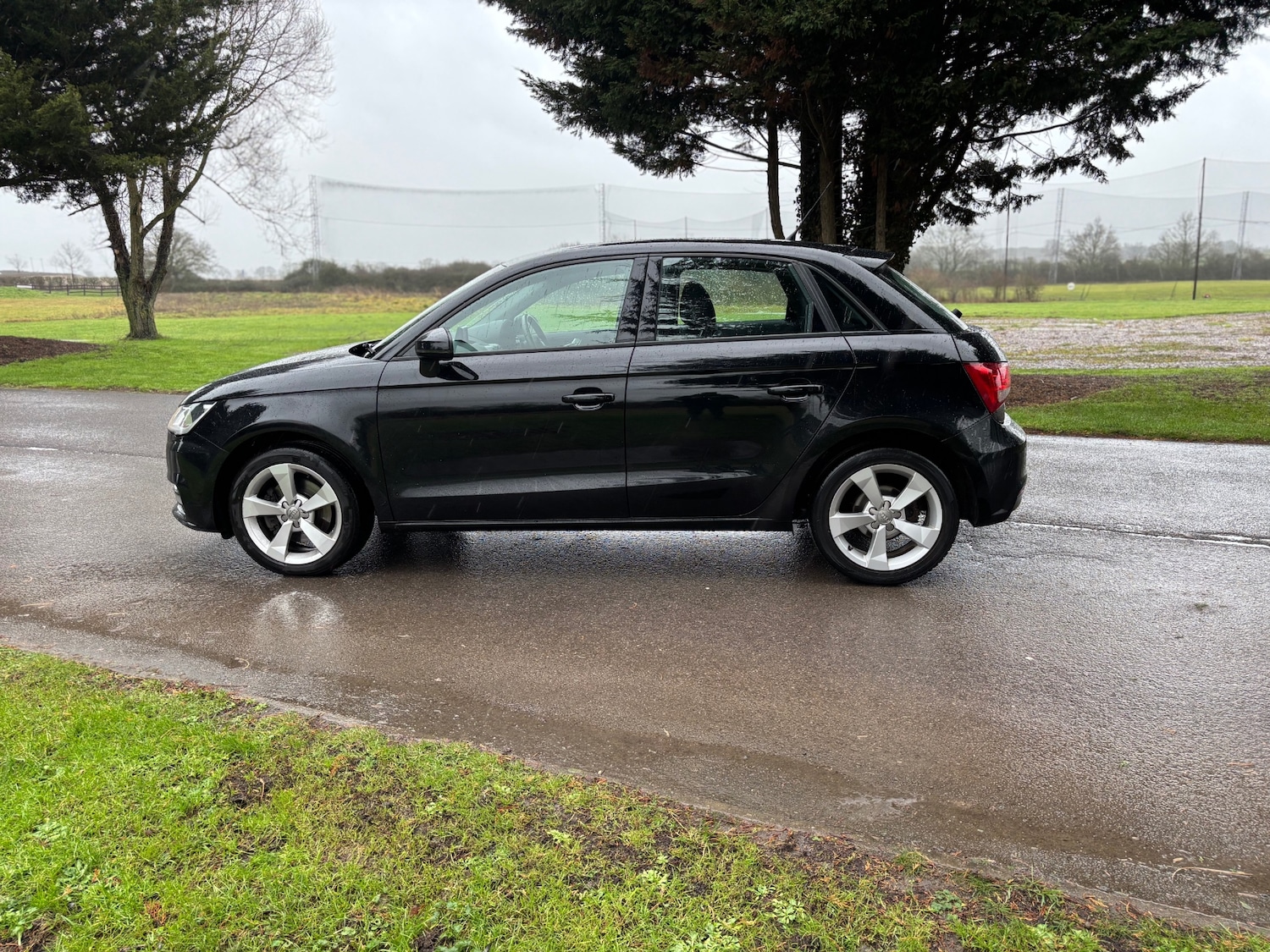 Used Audi A1 2016 for sale - 77271405: Photo 3