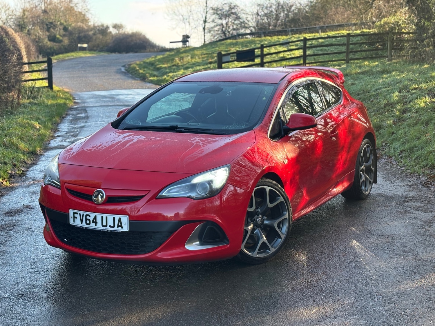 Used Vauxhall Astra GTC 2014 for sale - 77014704: Photo 2