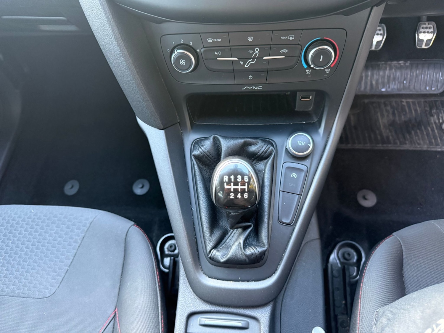 Used Ford Focus 2015 for sale - 76444575: Photo 14