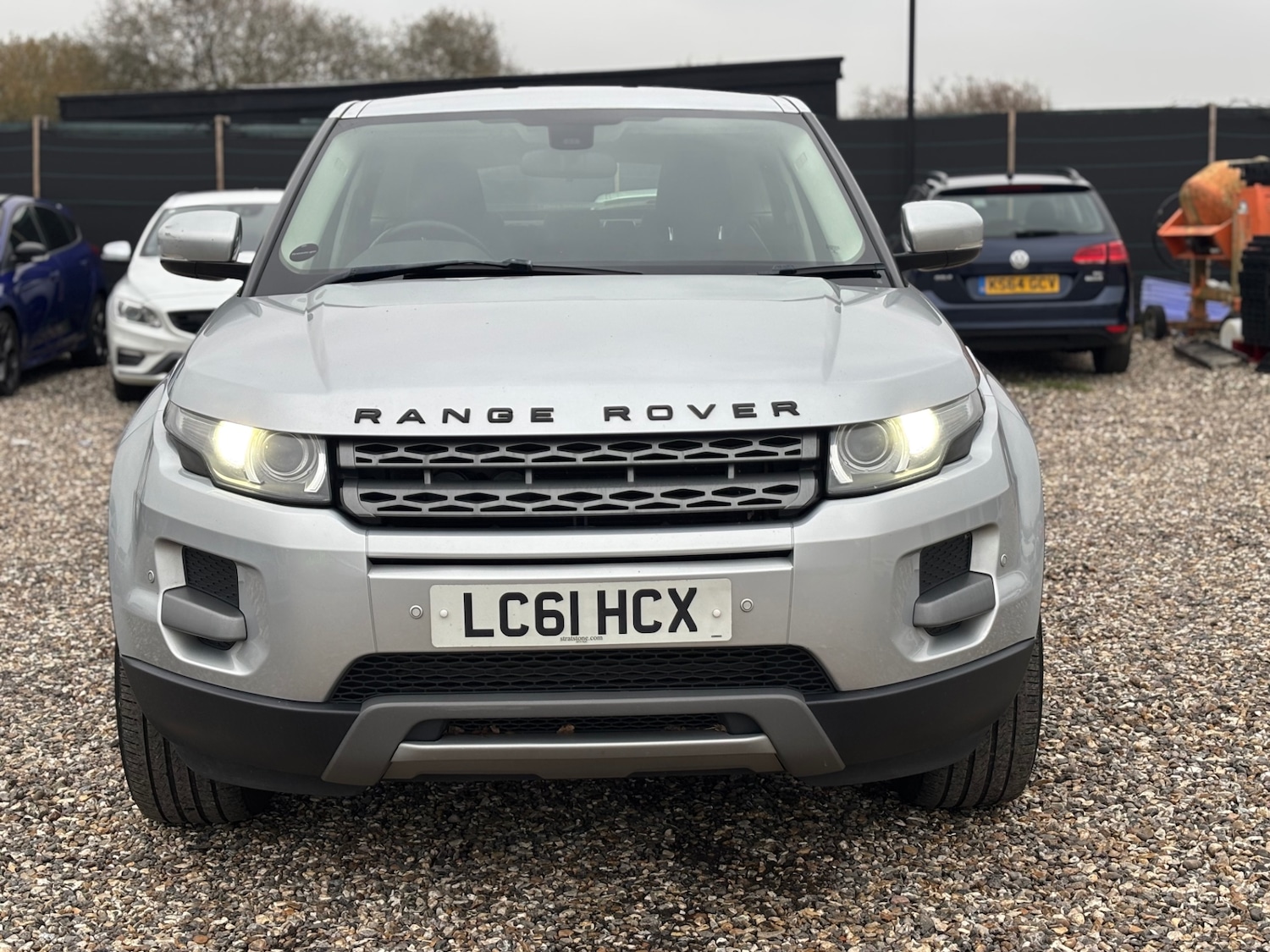 Used Land Rover Range Rover Evoque 2011 for sale - 77039089: Photo 2