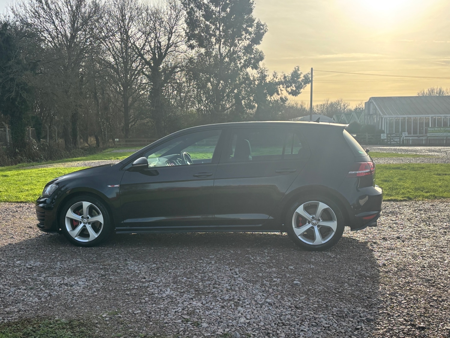 Used Volkswagen Golf 2025 for sale - 77129892: Photo 3