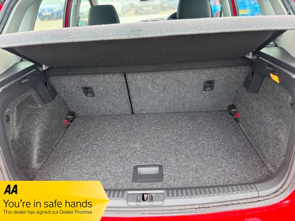 Used Volkswagen Polo 2014 for sale - 74884681: Photo 13