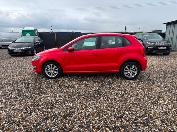 Used Volkswagen Polo 2014 for sale - 74884681: Photo 2