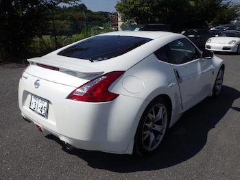 Used Nissan 370 Z 2010 for sale - 76720107: Photo
