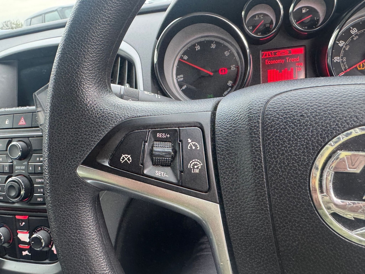 Used Vauxhall Astra 2015 for sale - 77851759: Photo 14