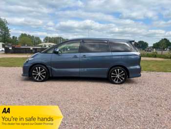 Used Toyota Estima  for sale - 74829789: Photo