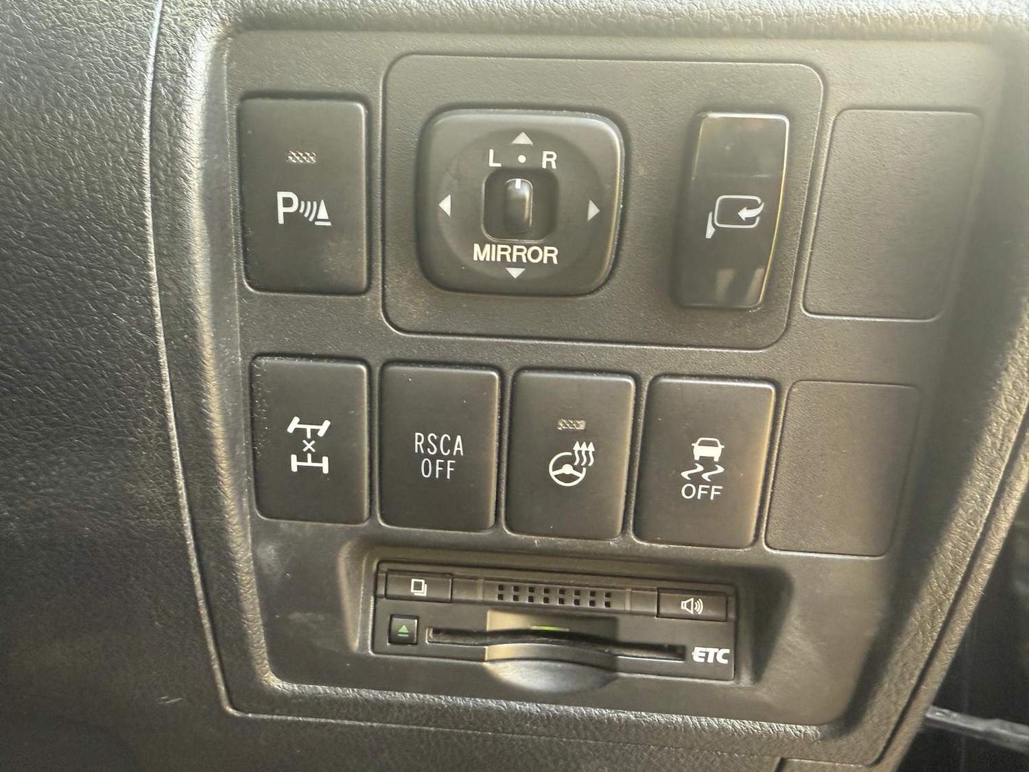 Used Toyota Land Cruiser 2014 for sale - 76594942: Photo 24