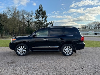 Used Toyota Land Cruiser 2014 for sale - 76594942: Photo