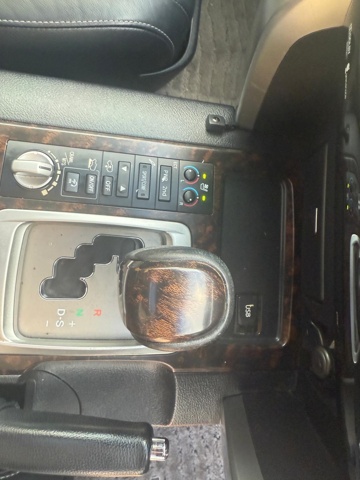 Used Toyota Land Cruiser 2014 for sale - 76594942: Photo 33