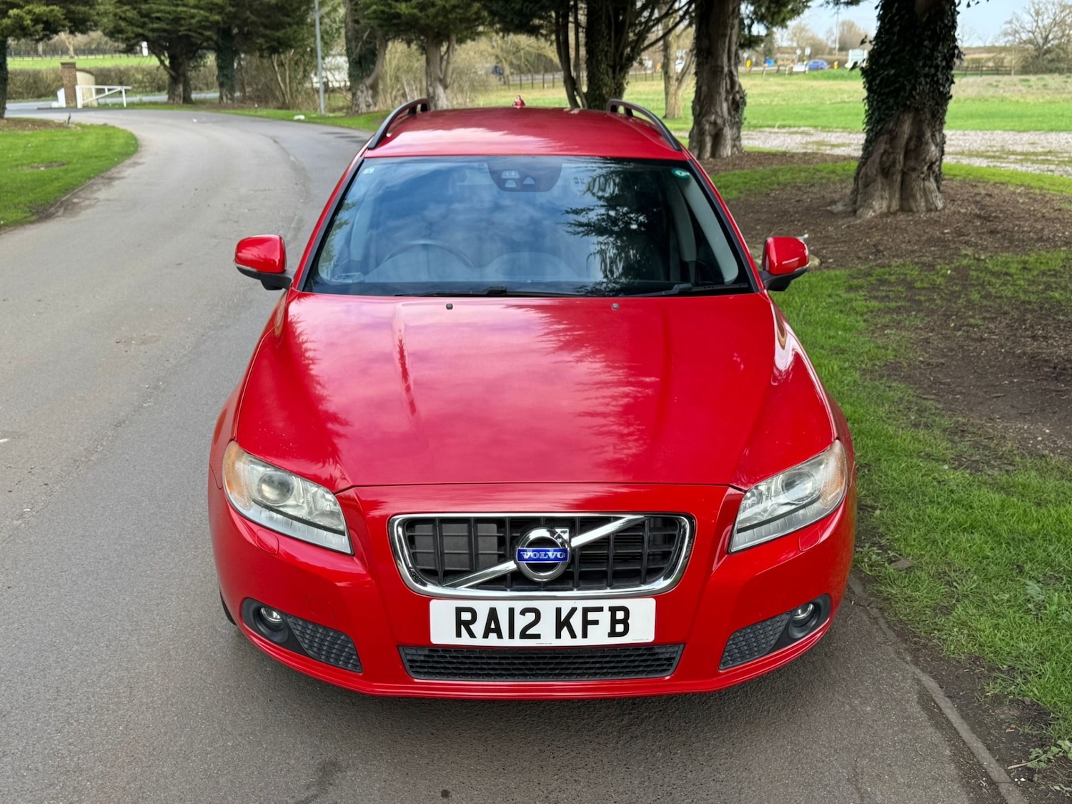 Used Volvo V70 2012 for sale - 77744257: Photo 10