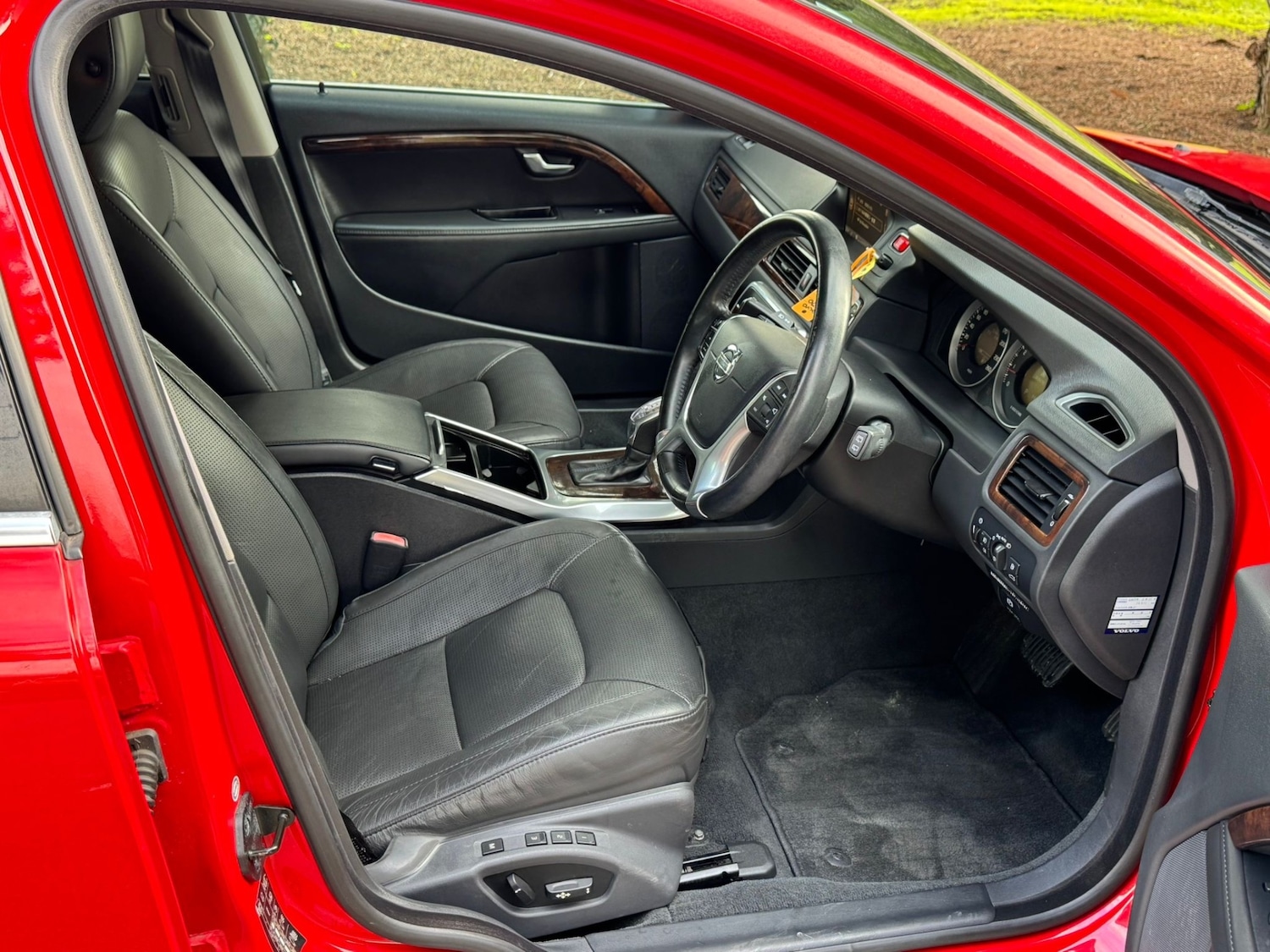 Used Volvo V70 2012 for sale - 77744257: Photo 16