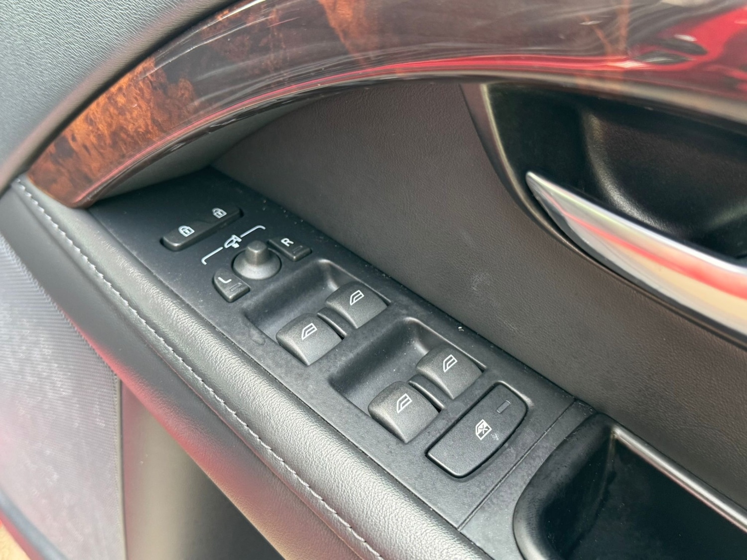 Used Volvo V70 2012 for sale - 77744257: Photo 18